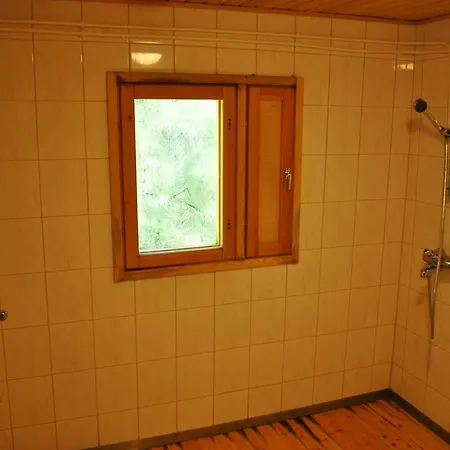 Lomavalkama 假日公园 库斯塔维