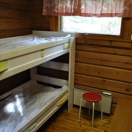 Lomavalkama 库斯塔维