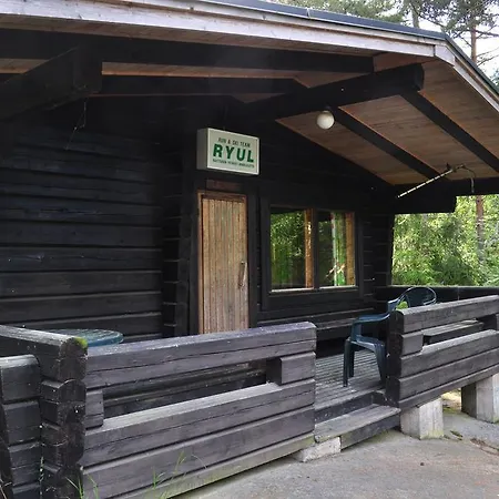 Lomavalkama Кустави